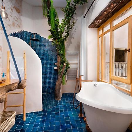 Mama Lova Hotel, Riad, Restaurant & Spa Szavíra Kültér fotó