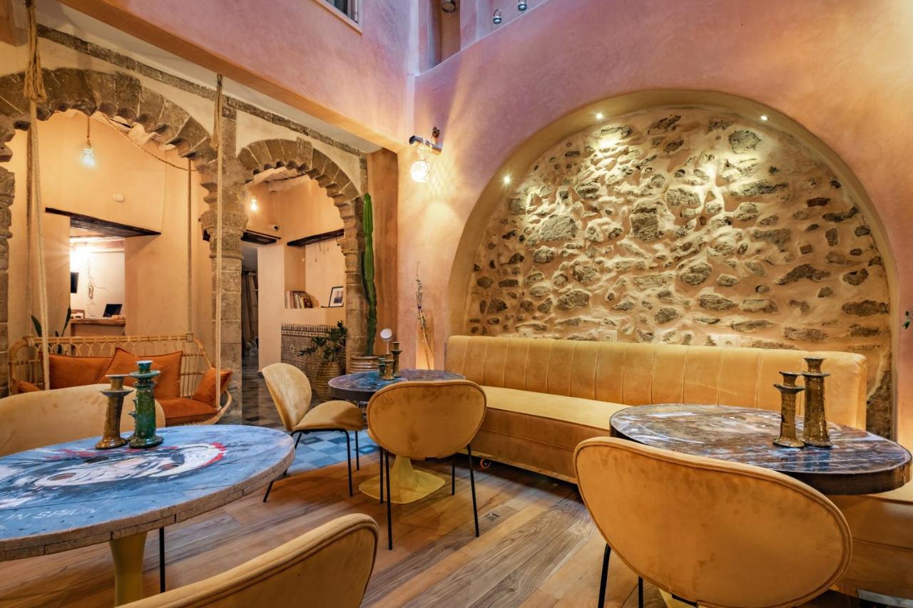 Mama Lova Hotel, Riad, Restaurant & Spa Szavíra Kültér fotó