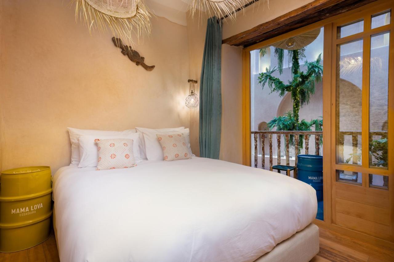Mama Lova Hotel, Riad, Restaurant & Spa Szavíra Kültér fotó