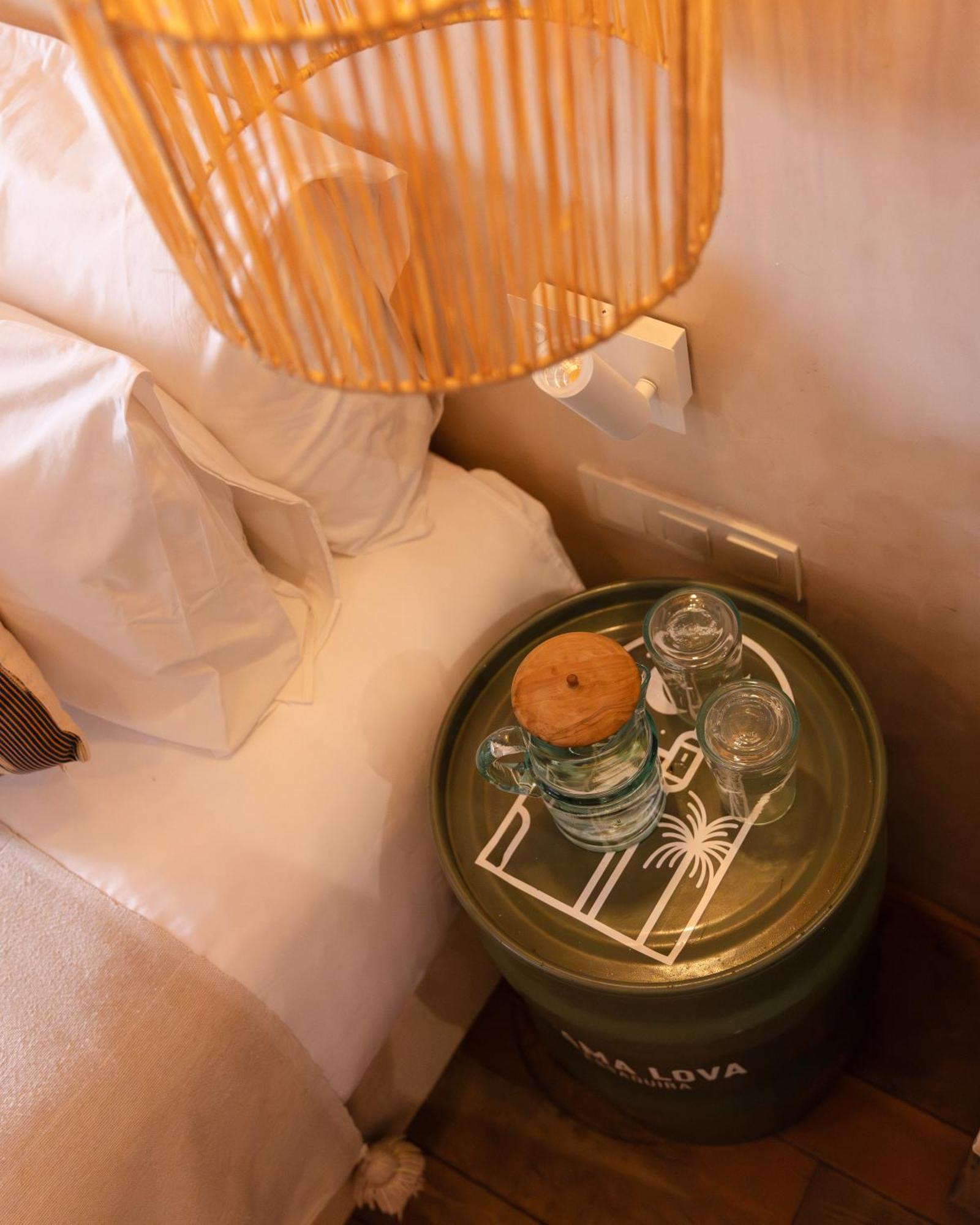 Mama Lova Hotel, Riad, Restaurant & Spa Szavíra Kültér fotó
